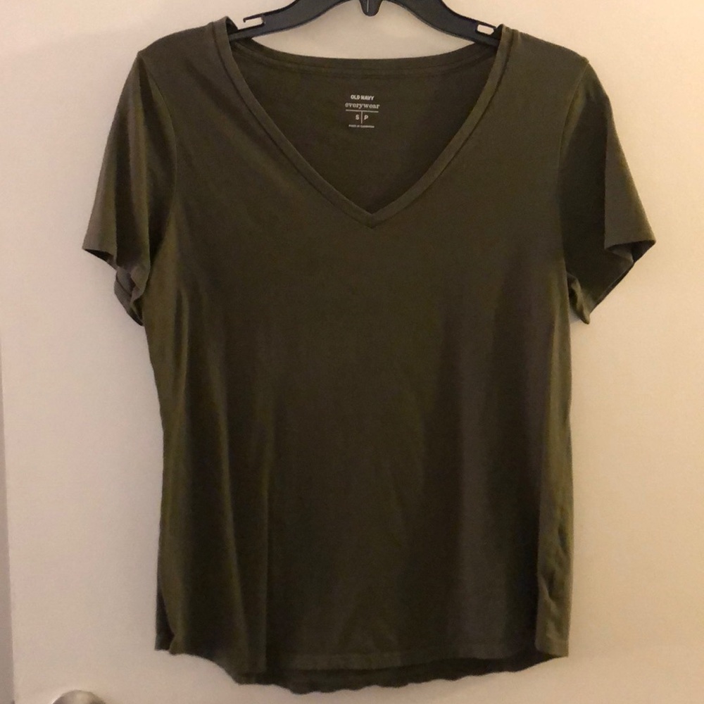 Old navy Basic olive green vneck